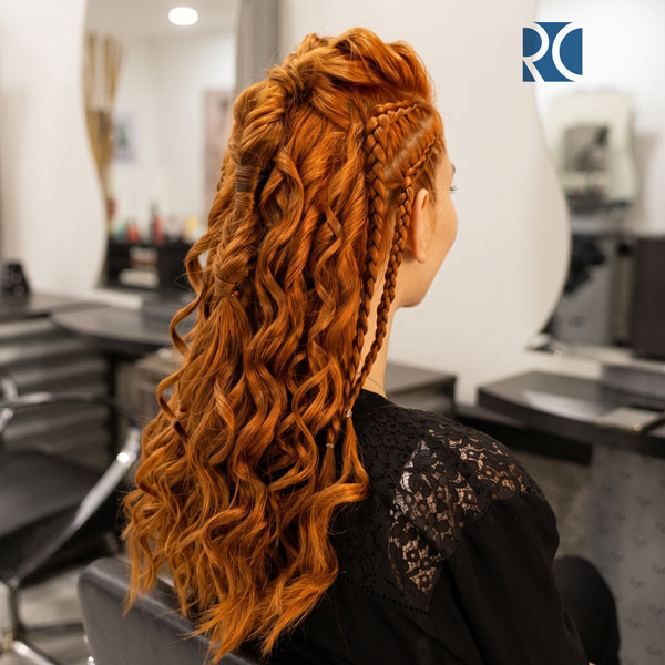 Cabello largo con reflejos y ondas suaves
